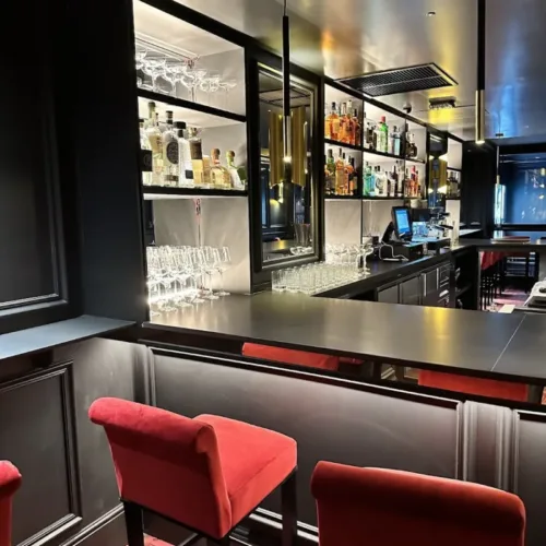 MAGERIT Cocktail Bar